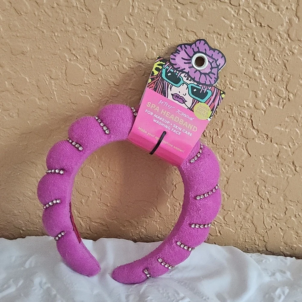 BETSEY JOHNSON SPA HEADBANDS